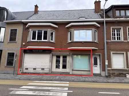 ruim en flexibel handelspand in het centrum van zichem