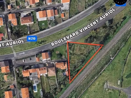 vente terrain 905 m²