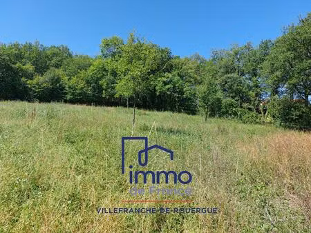 terrain constructible 1596m²