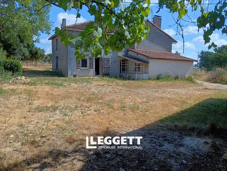 maison 7 pièce(s)  pleuville