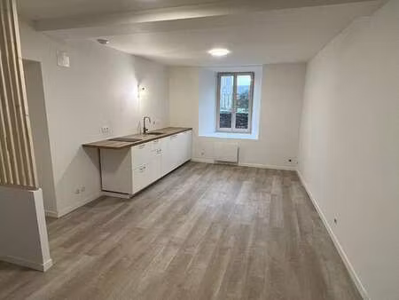 location appartement t1 à piré-sur-seiche (35150) : à louer t1 / 29m² piré-sur-seiche