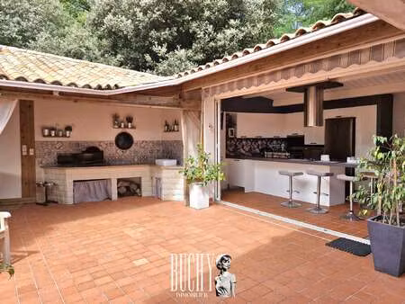 vente maison à jard-sur-mer (85520) : à vendre / 194m² jard-sur-mer