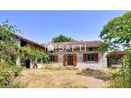 maison de campagne à rénover sur 4800 m2 de terrain avec possibilité 1 2 ha