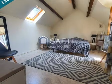 charmante maison de 48 m² sur superbe terrain bucolique