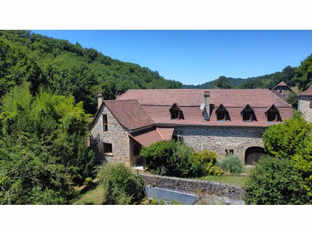 ancien moulin de charme rénové dans un écrin de verdure