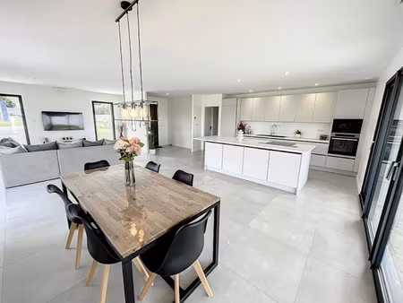 vente maison 4 pièces 131 m² à bougarber (64230)  349 500 €