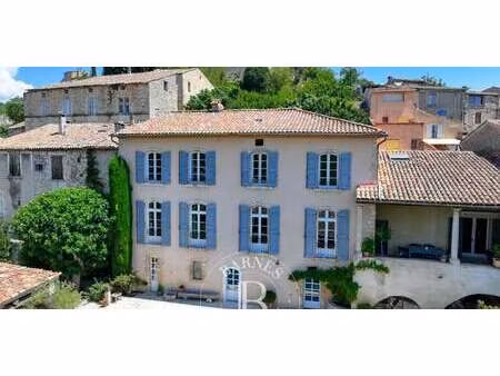 propriété avec piscine mane (04)