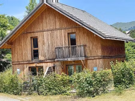 appartement 3 pièces - demi chalet