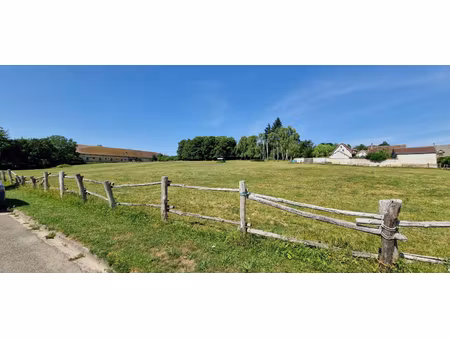 proche nogent le roi terrain à bâtir de 1039 m²