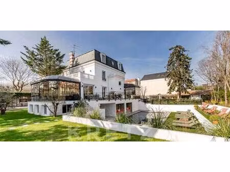 maison avec piscine et terrasse la varenne - la varenne saint hilaire (94)