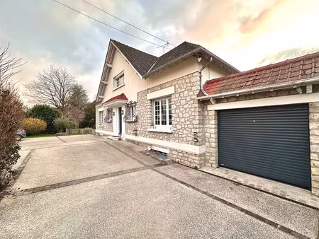 vente maison 8 pièces 211.81 m² à nemours (77140)  469 000 €