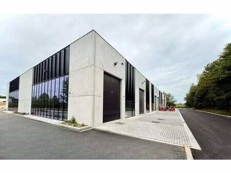 commercieel te huur in edingen