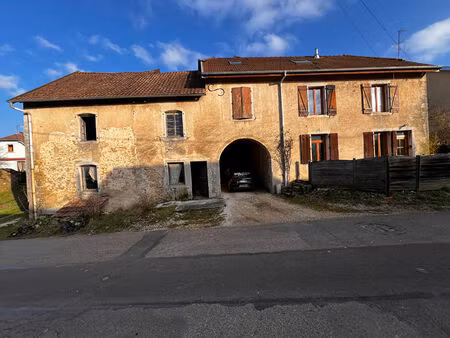maison atypique renovée 4 chambres 30 ares de terrain proche arcey
