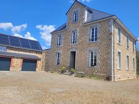 presbytère entièrement restauré par des artisans français