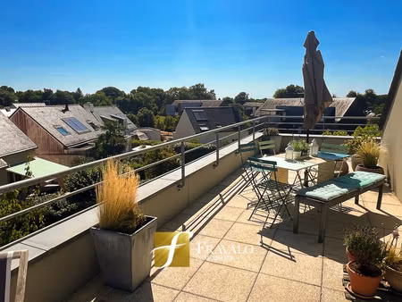 arradon - beau t4 en dernier etage avec terrasse