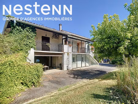 a vendre maison de 181 m2  4 chambres + hangar et bureau  ideal pour un artisan à calignac