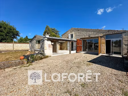 maison en pierre à vendre entre gemozac (17260) et pons (17800)  à tanzac (17260) - référe