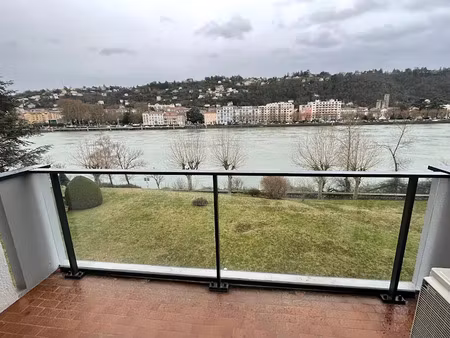 location appartement 3 pièces 79.76 m² à sainte colombe (69560)  940 €