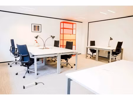 location meublée locaux professionnels 2 pièces 40 m² à neuilly-sur-seine (92200)  3 500 €