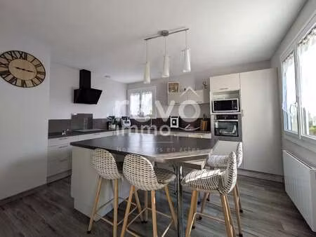 vente maison à rocheservière (85620) : à vendre / 85m² rocheservière