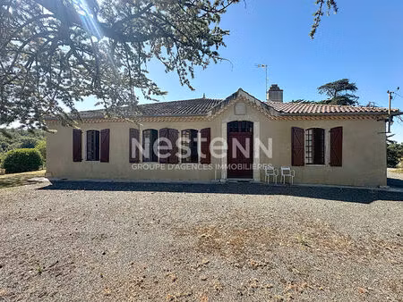 a vendre maison nougaroulet 6 pièces 185 m2 sans voisinage 7750m2 de terrain au calme.