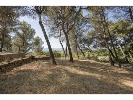 terrain à vendre puyloubier