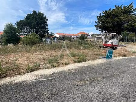 vente terrain à brem-sur-mer (85470) : à vendre / 276m² brem-sur-mer