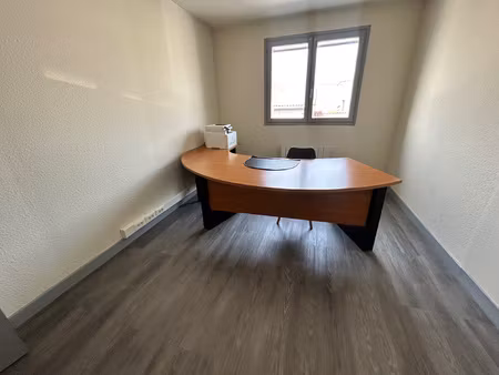 bureau zone d'activite de mozac 12m2