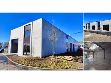 surface industrielle à louer à stationsstraat 56 oudenburg (rbt97074)