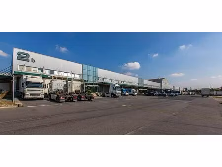 location local d'activités aulnay sous bois 1 484 m²