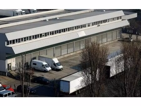 location local d'activités aulnay sous bois 5 955 m²