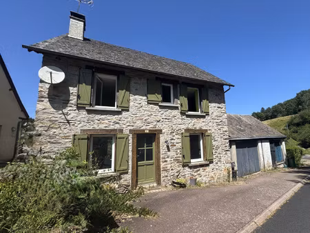 maison à cornil en corrèze