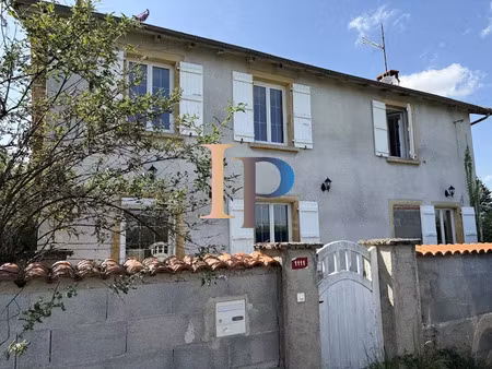 vente maison 6 pièces 140 m² à charlieu (42190)  150 000 €