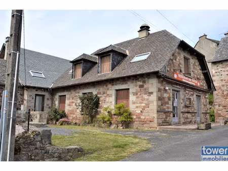 immeuble de grande superficie avec vue panoramique