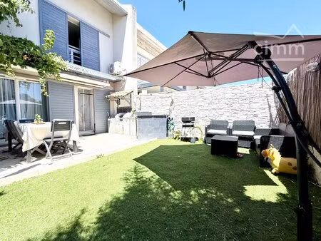 magnifique maison t5 de 105m2 avec terrasse et jardin / parcelle de 141m2