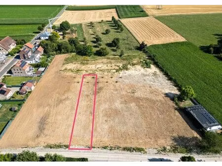bouwgrond van 864 m² voor halfopen bebouwing