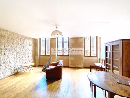 vente immeuble 8 pièces 150 m² à vic-fezensac (32190)  180 200 €