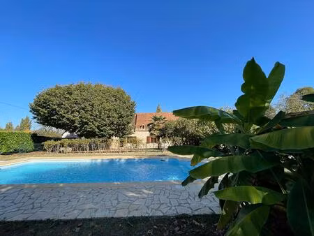 maison 6 pièces 130 m²