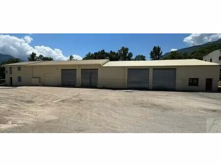 location immeuble 600 m² à saint-vincent-de-mercuze (38660)