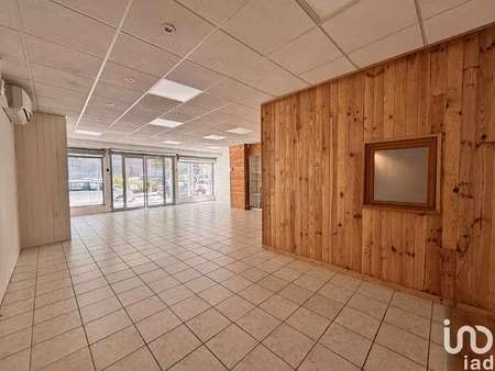 vente bureaux et commerces à vals-les-bains (07600) : à vendre / 94m² vals-les-bains