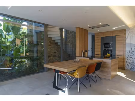 vente maison 5 pièces 157 m² à bandol (83150)  1 495 000 €