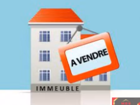 banyuls-dels-aspres - immeuble 3 appartements + garage