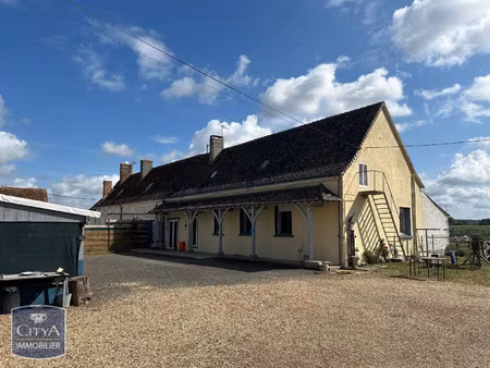 maison à vendre 6 pièces 200 m² - noyant-villages (49) - 173 000€