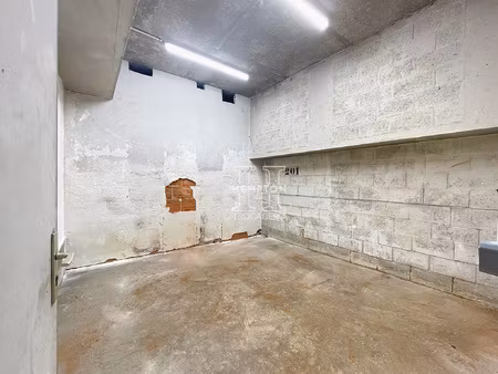 paris xvi | rue pétrarque 1er sous-sol o reserve de 20m2 ave