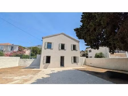 vente maison 4 pièces 115 m² toulon (83100)