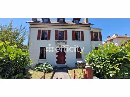 appartement 4 pièces - 150 m²