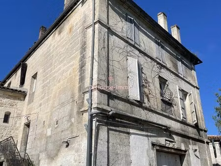16160 gondpontouvre a vendre immeuble 8 appartements investisseur