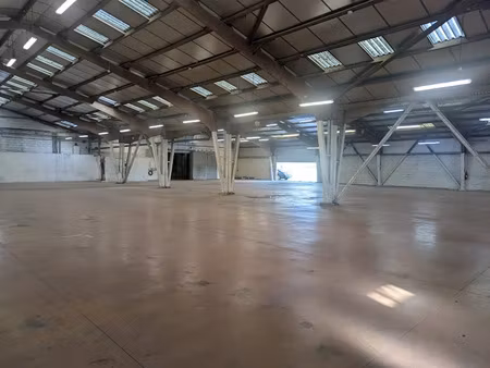 vente locaux professionnels 2000 m² à sylvains-les-moulins (27240)  424 000 €