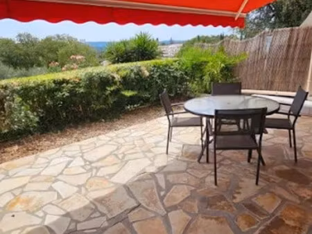 location appartement 2 pièces 58 m² à grasse (06130)  1 100 €