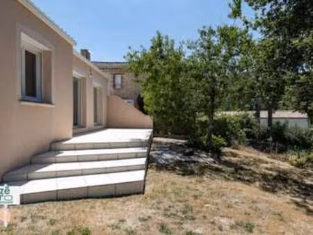vente maison à nesmy (85310) : à vendre / 66m² nesmy